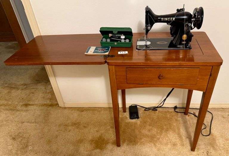 Antique Singer Sewing Machine Model 99K image