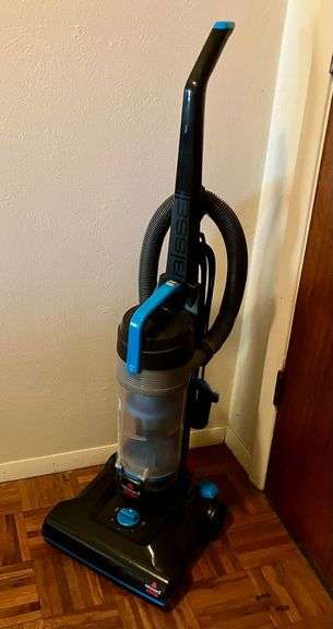 Bissell Model 1700 Vacuum Cleaner image