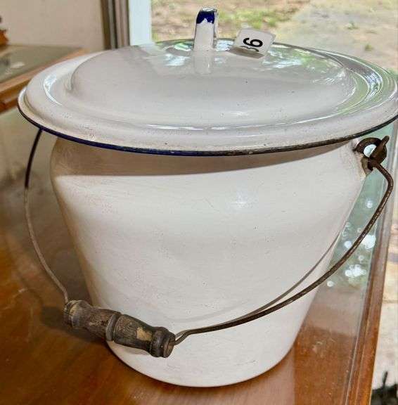 Chamber Pot image