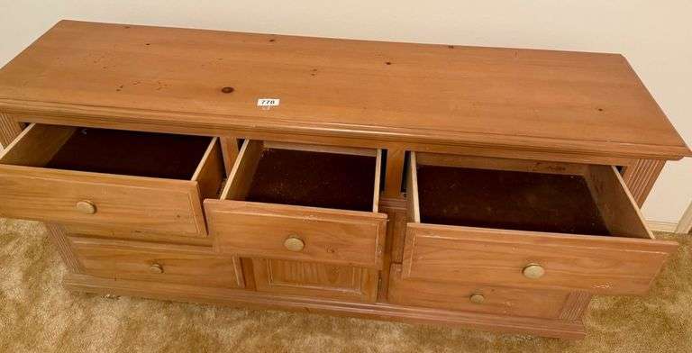 Light Oak Dresser image