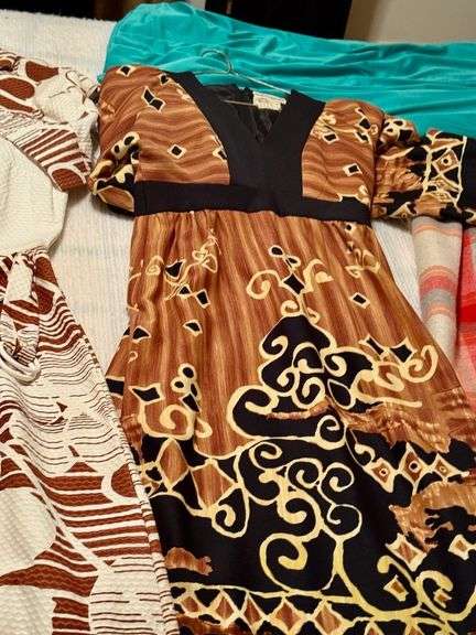 Women's Clothing Assortment - Size 8P-10P image