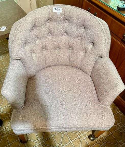 Cloth Desk Chair image