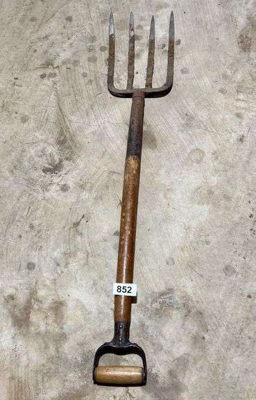 1 Pitchfork image