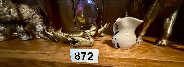 Bookcase Knick Knacks image