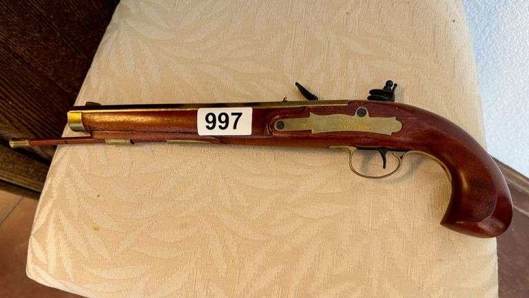 Award Gun, Not Believed to be Able to be Used image