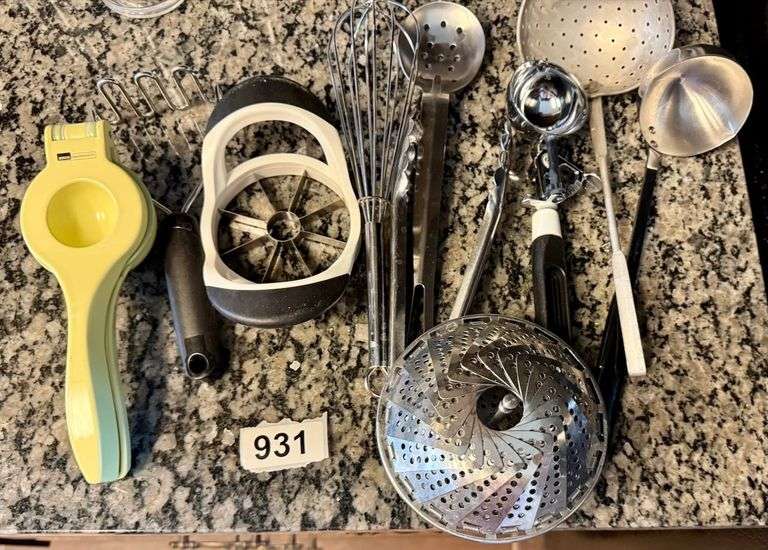 Miscellaneous Kitchen Tools image