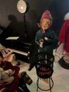More Byers’ Carolers