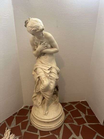 Statue image