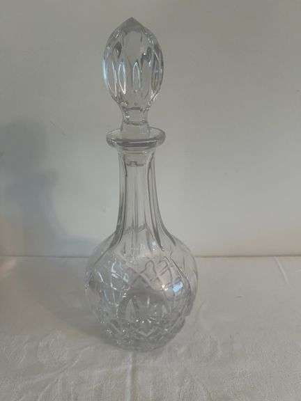 Clear Glass Decanter with Stopper image