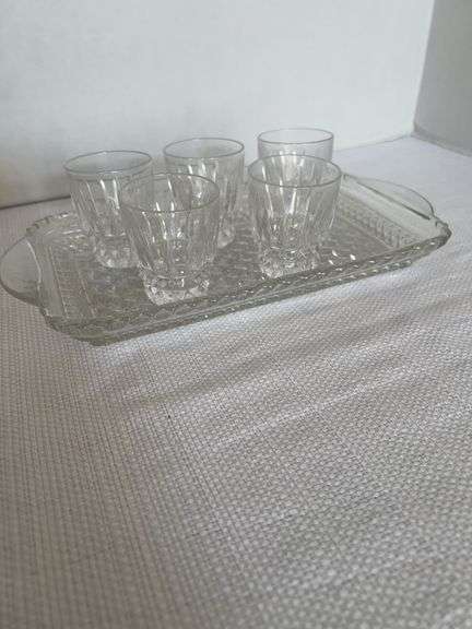Crystal Shot Glass Set with Serving Tray image