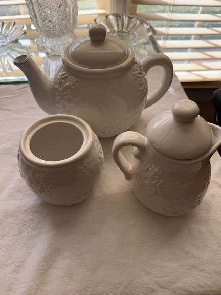 White Embossed Snowflake Design Ceramic Tea Set - 3 Piece image