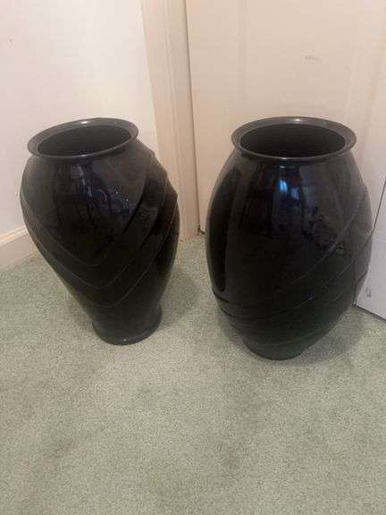 Pair of Decorative Black Vases image