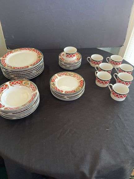 Decorative Christmas China Dinnerware Set image