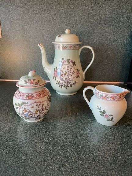 Adams Calyx Ware Singapore Bird Tea Set image