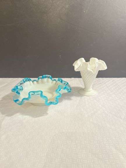 Ruffled Bowl and Vase image