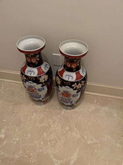 Pair of Decorative Floral Vases - Made in China image
