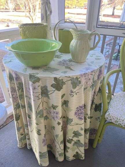 Green Home and Garden Decor Set image