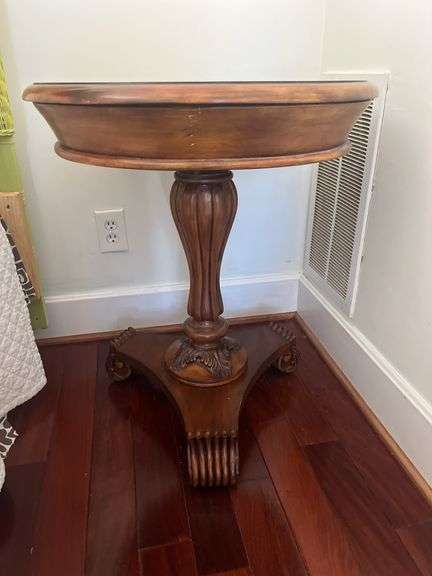 Round Accent Table with Pedestal Base image