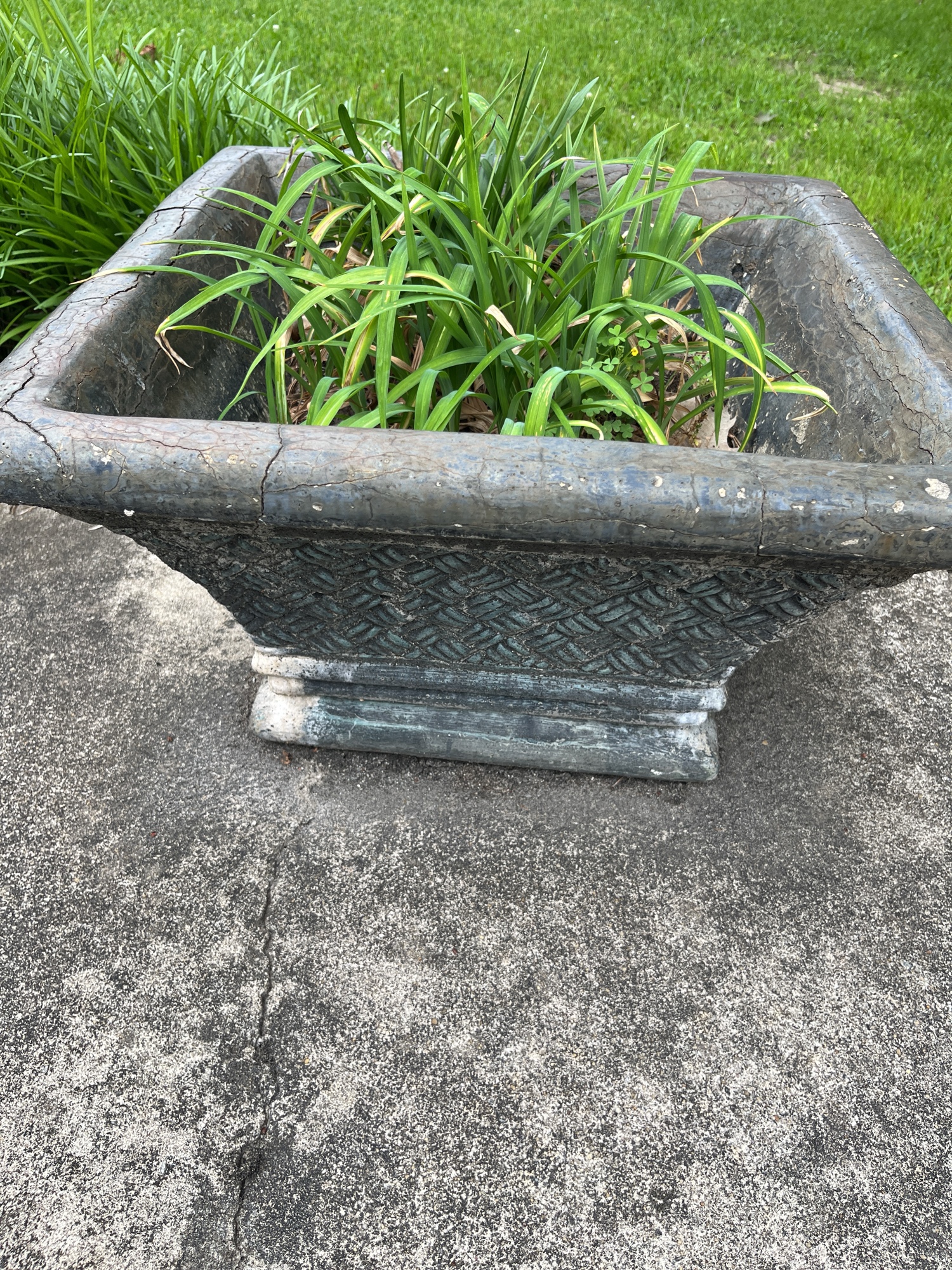 Lot image 2