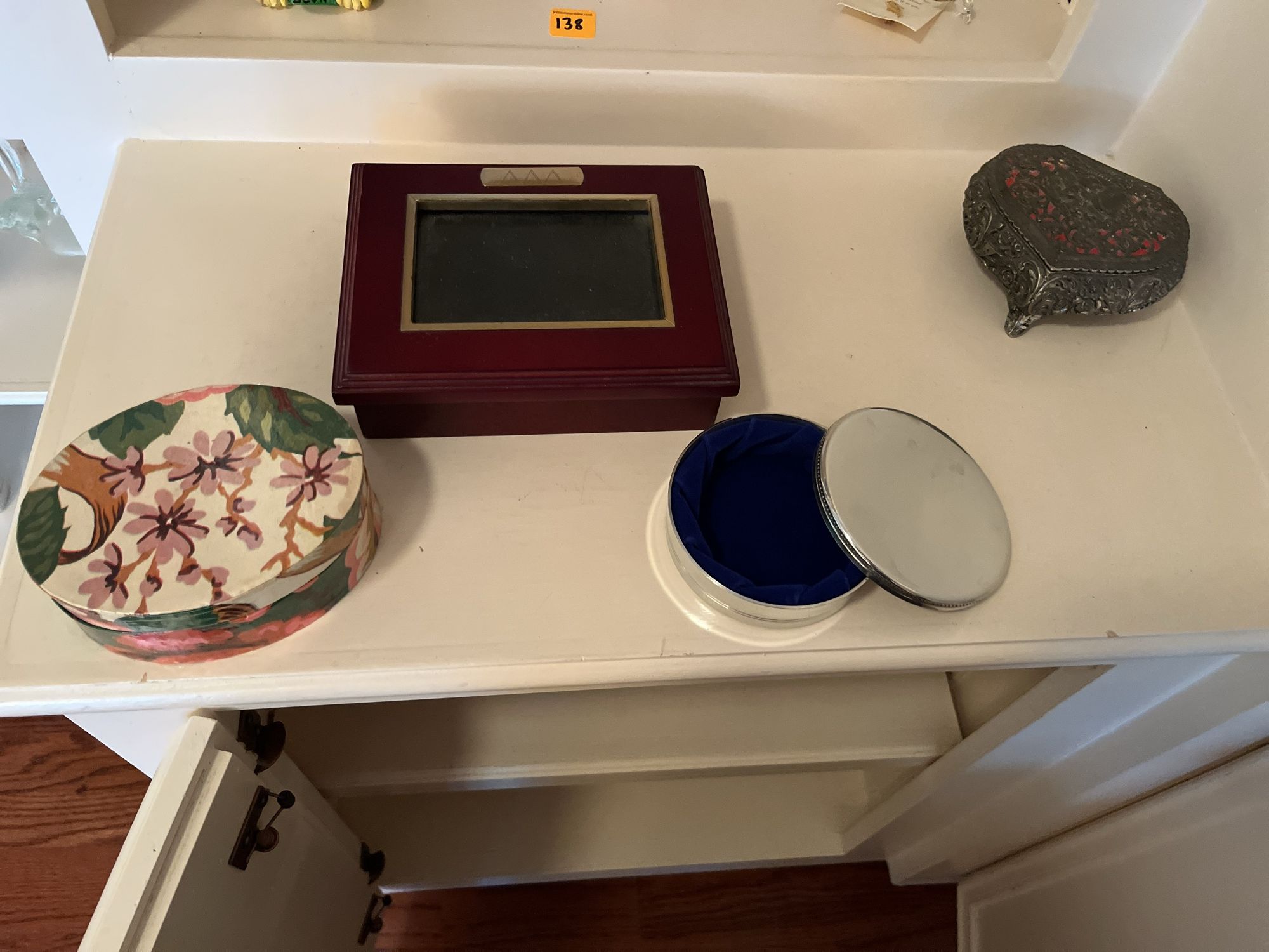 Lot image 1
