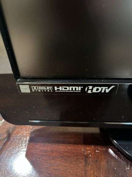 FLATSCREEN TV