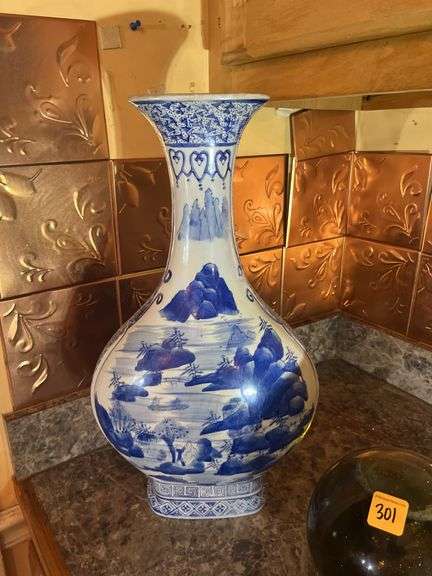Vase and globe
