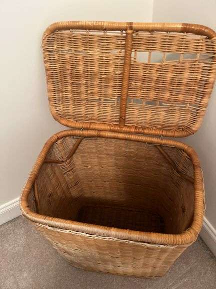 Basket Lot