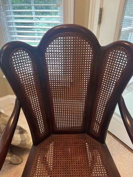 Armed chair