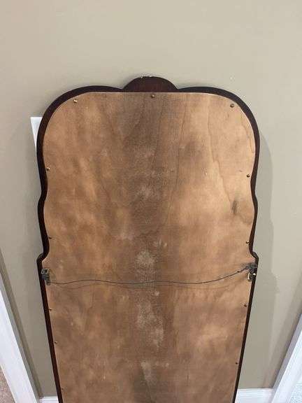 Wall mirror