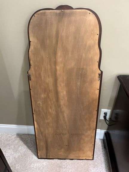 Wall mirror
