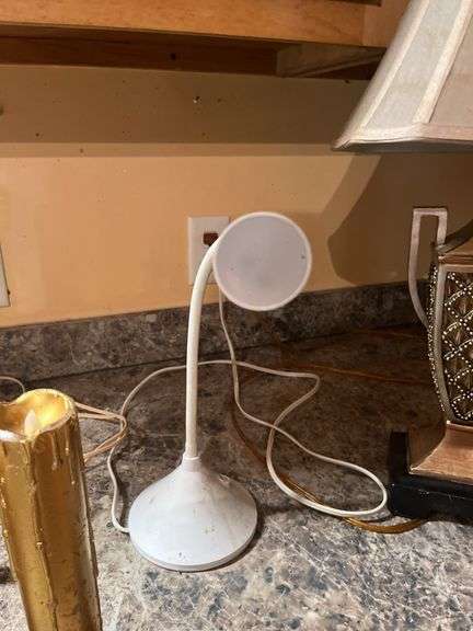 Lighting lot