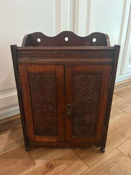 Pipe Cabinet
