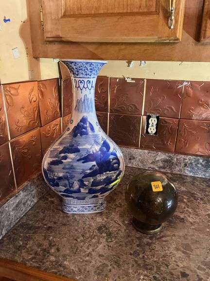 Vase and globe