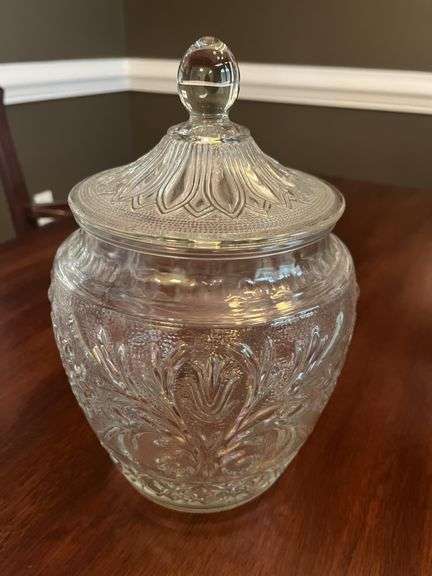 Cookie/Biscuit Jar with Lid