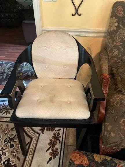 Miscellaneous chair lot and bench