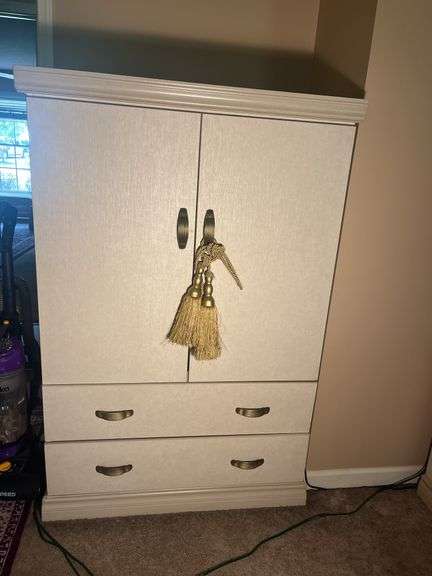 Armoire
