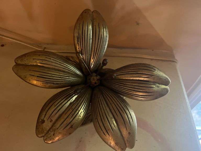 Brass lotus flower ashtray