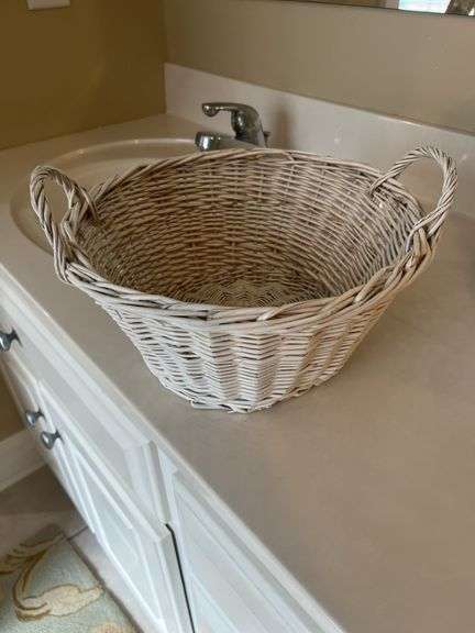 Basket Lot