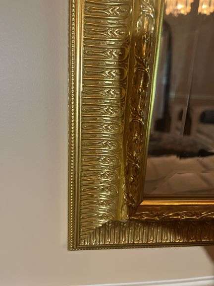 Wall mirror