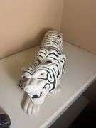 Figurines