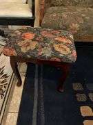 Miscellaneous chair lot and bench