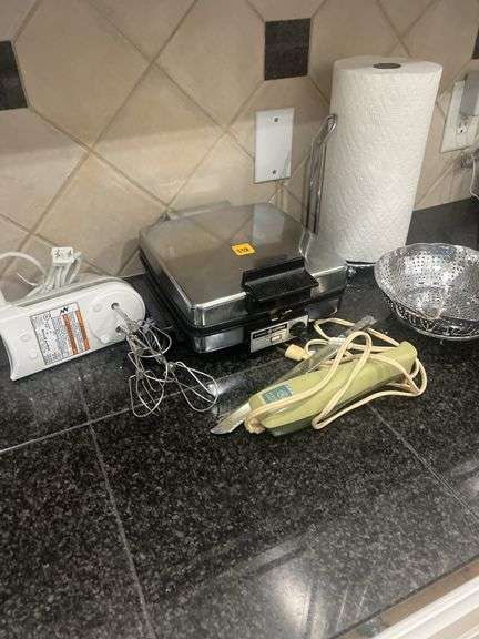 Miscellaneous kitchen lot
