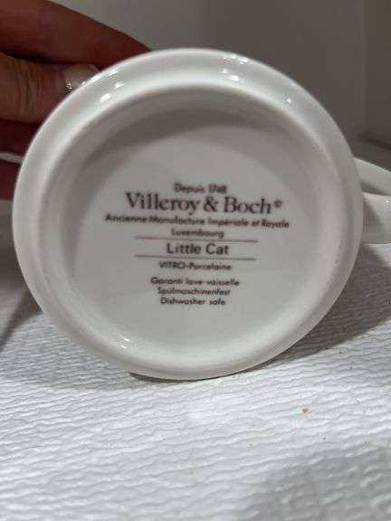 Mugs and bowl