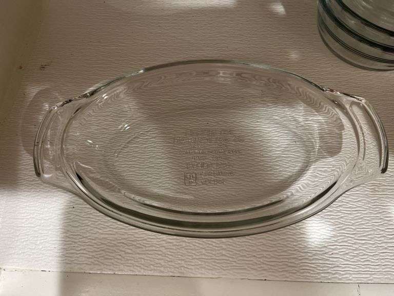 Miscellaneous glassware