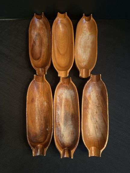 MCM Woven Wood Plate Set and Corn Trays with Holders