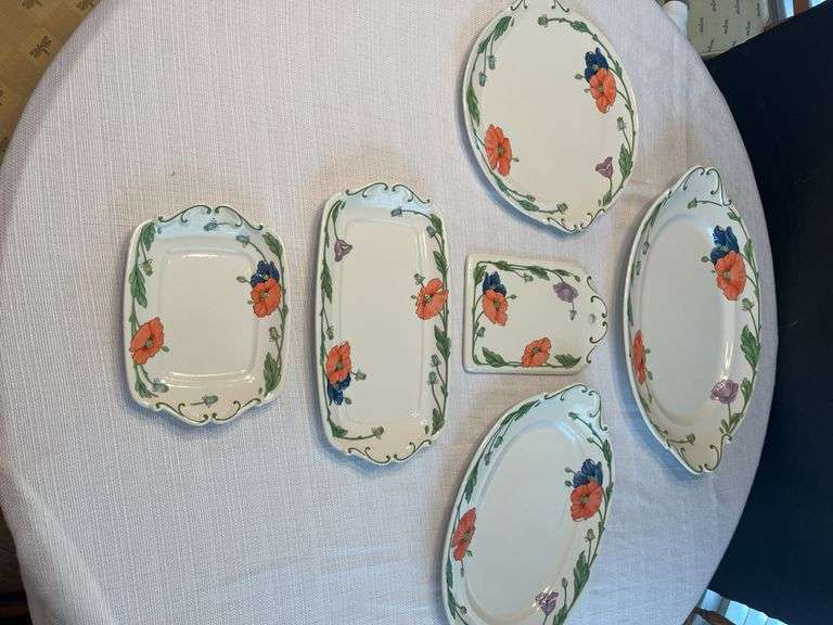 Miscellaneous serving platters