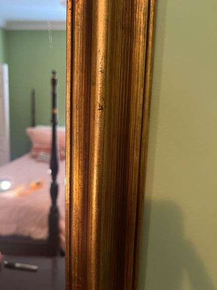 Gold mirror