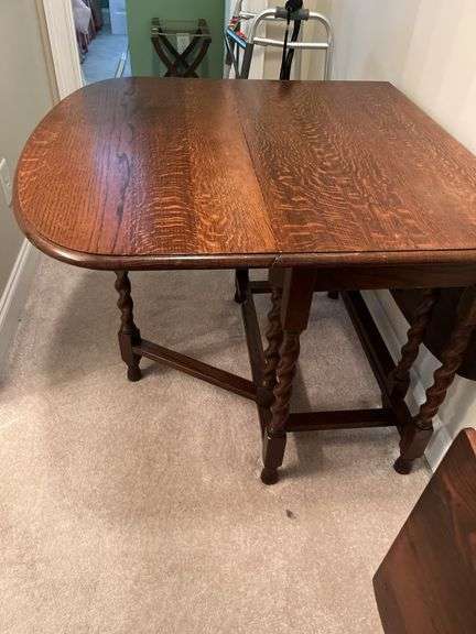 Drop leaf Table