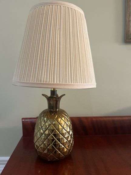 Pineapple Lamp