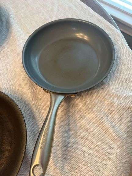 Miscellaneous pots and pans